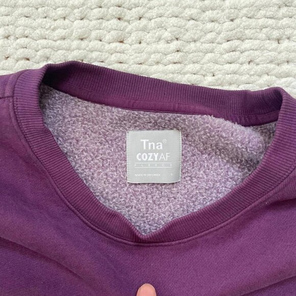 Aritzia TNA Women's Purple CozyAF Fleece Cropped Crewneck - Small - Picture 3 of 3